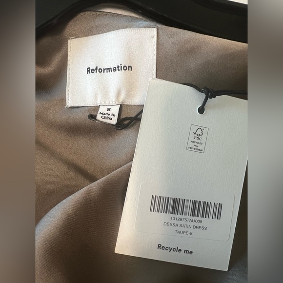 Reformation Dessa Satin Maxi Slip Dress in Taupe NEW Womens 8 - Picture 7 of 7